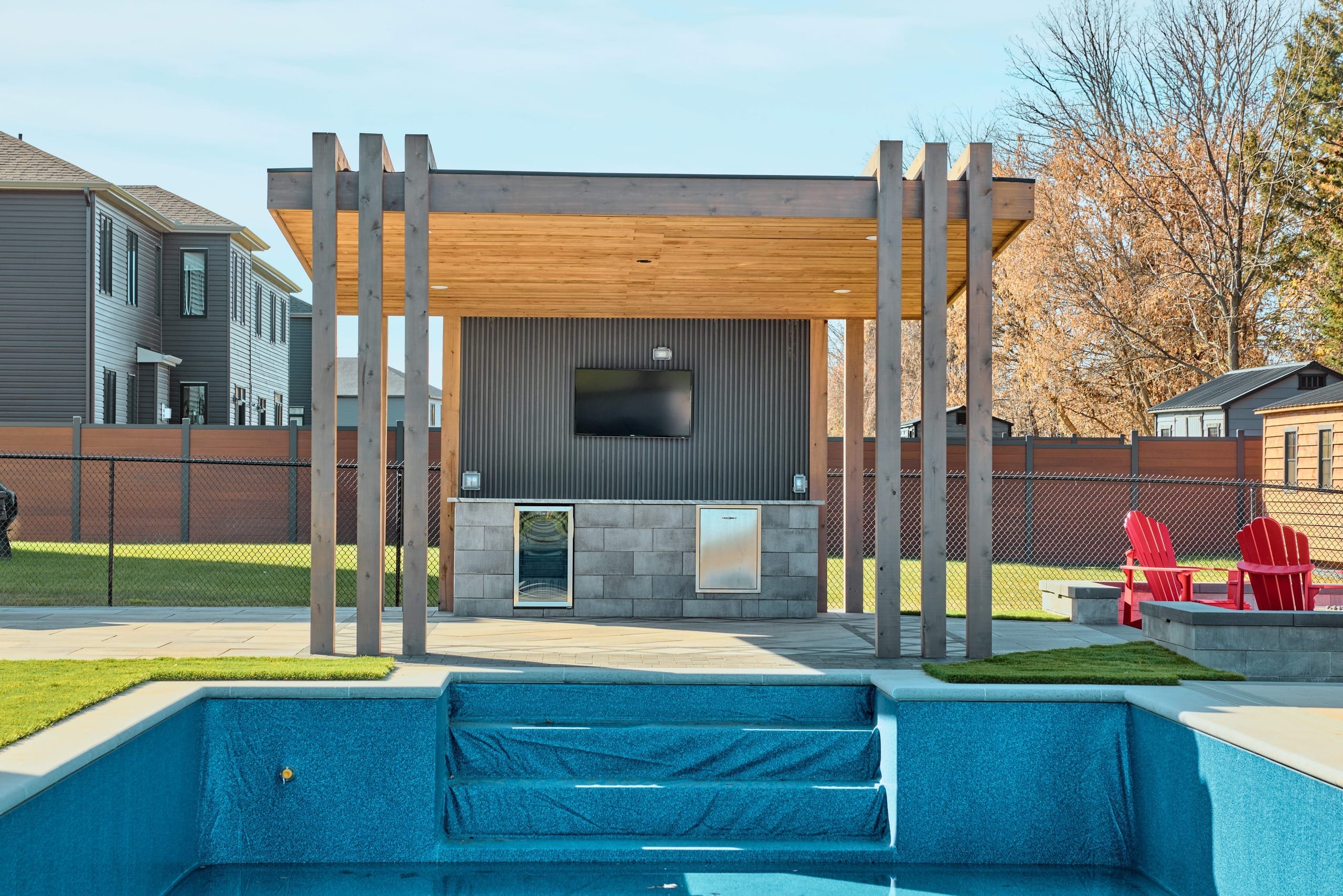 Modern Backyard Oasis with Pool — Manotick — 1