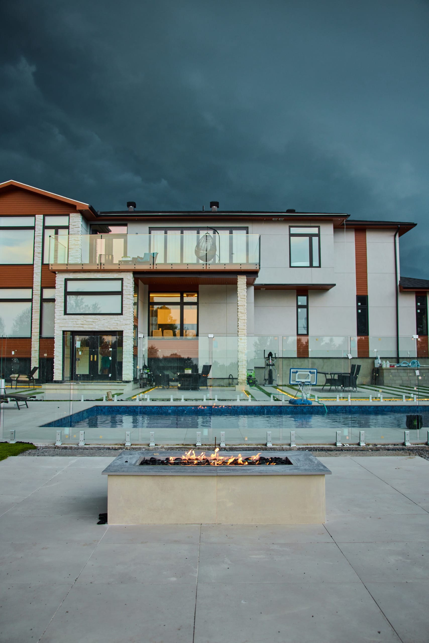 Outdoor Porcelain Tile & Lakeview Retreat — Greely — 11