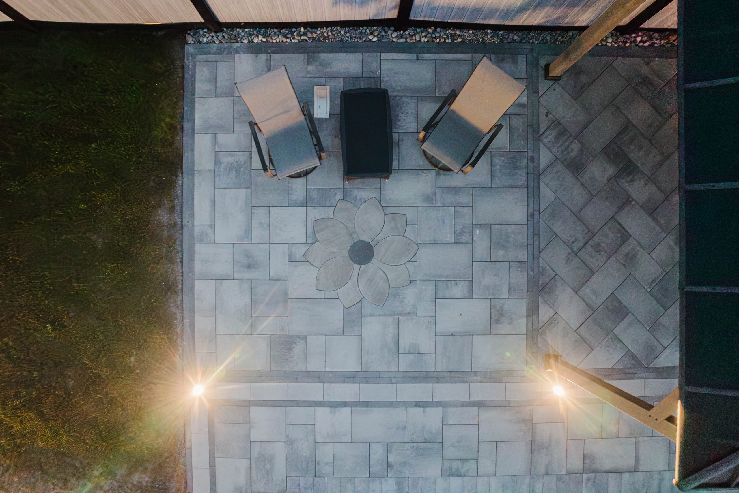 Custom Vinyl Liner Pool & Interlock Backyard — Stittsville — 12