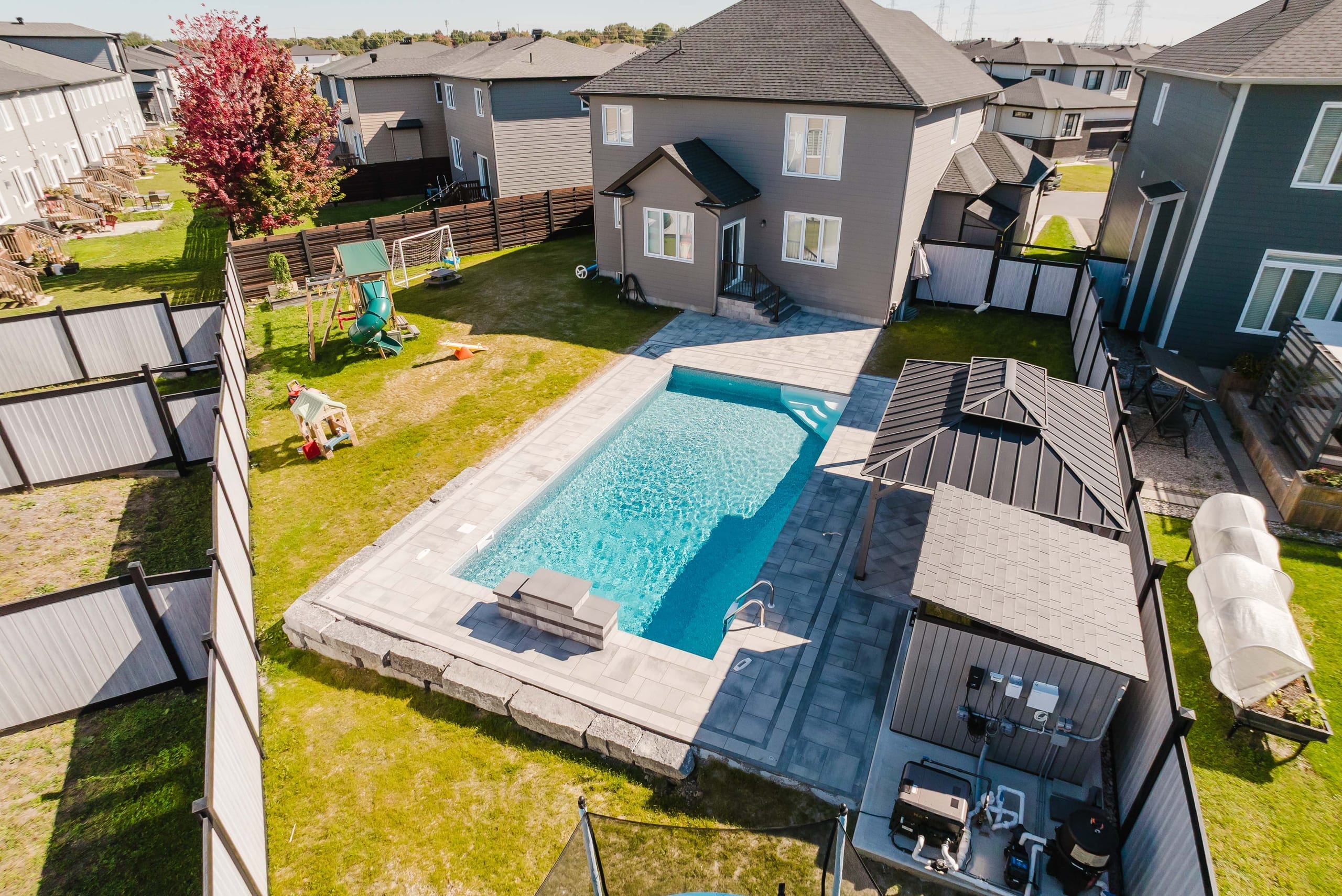 Custom Vinyl Liner Pool & Interlock Backyard — Stittsville — 14