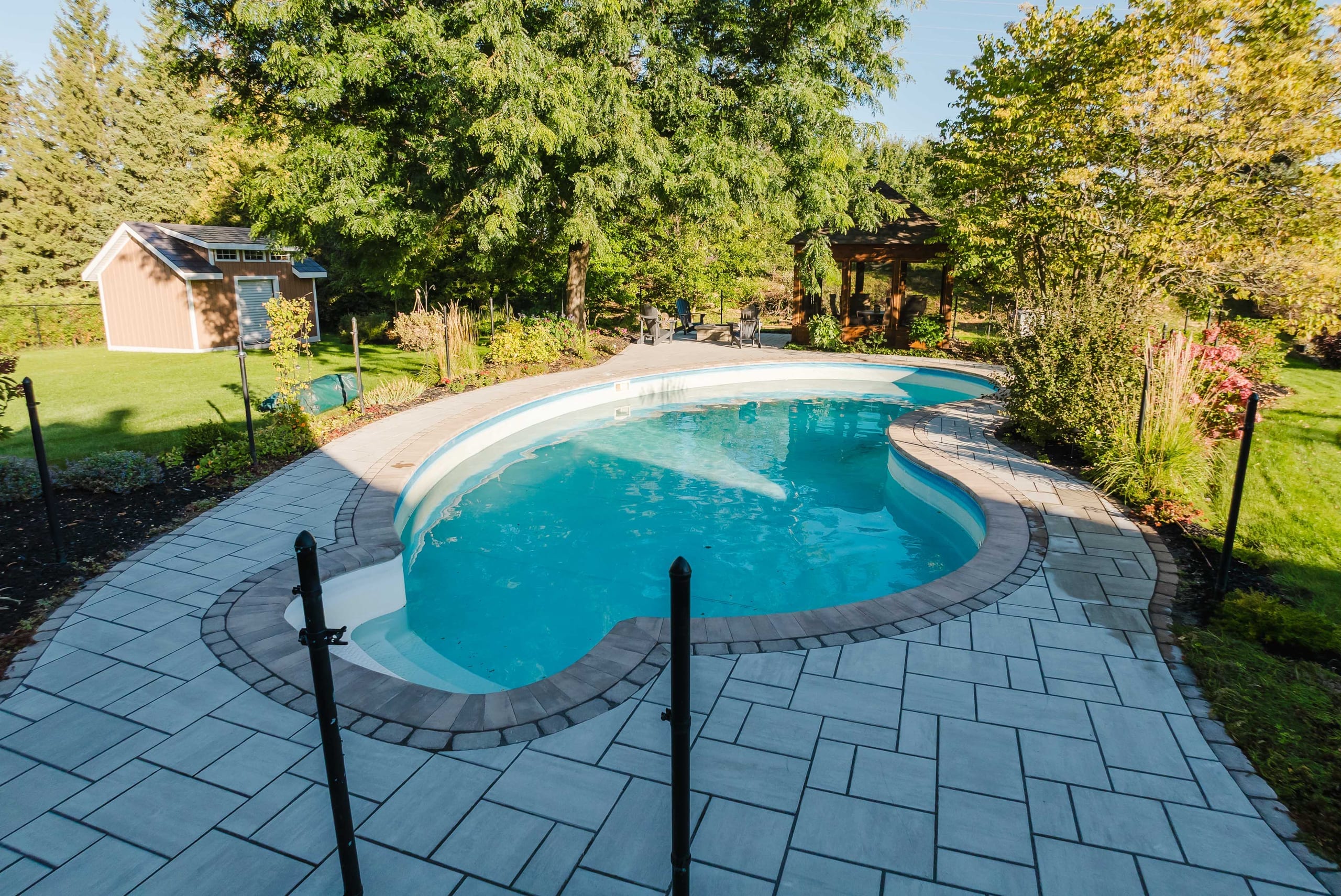 Custom Outdoor Living Design-Build — Manotick — 3