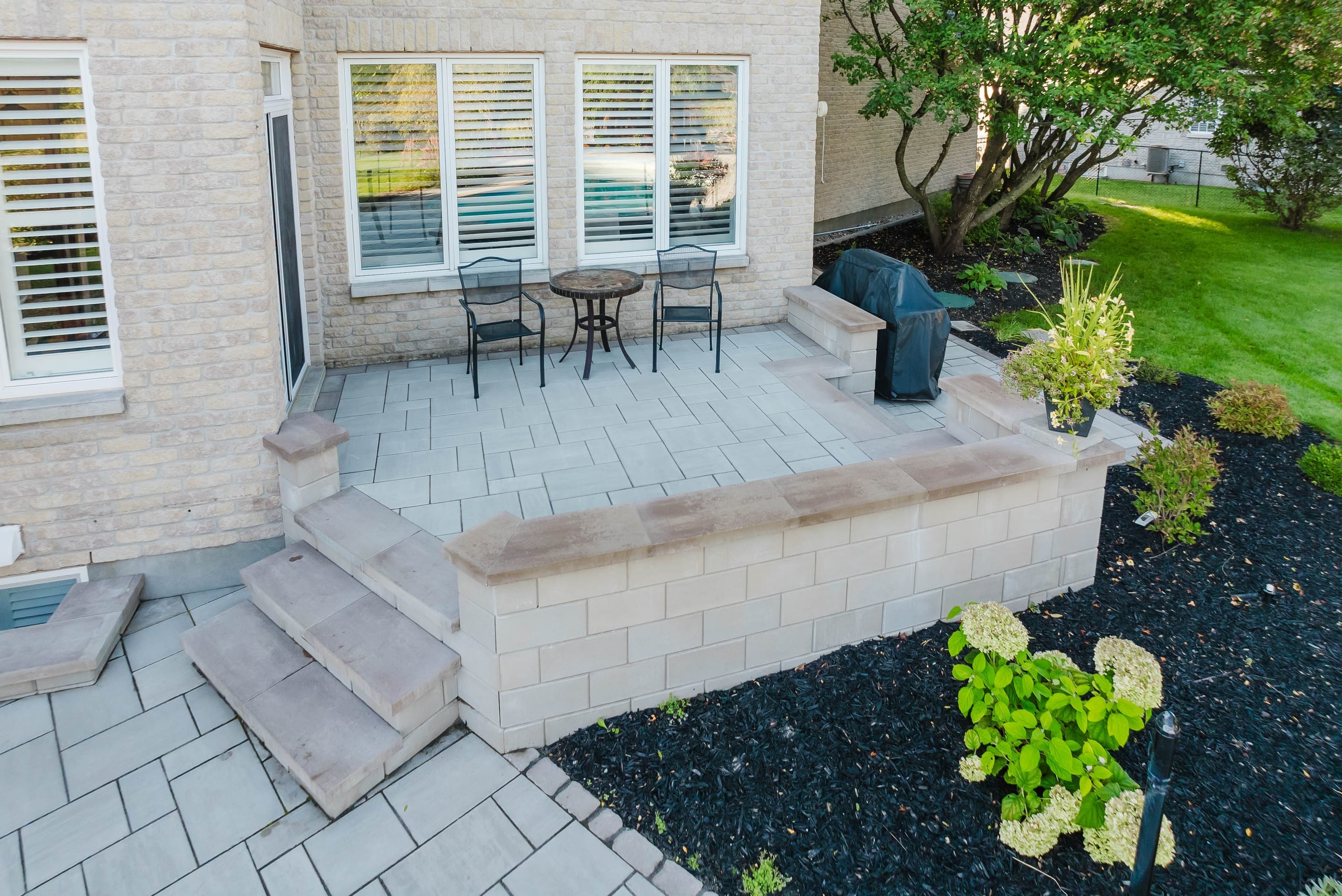 Custom Outdoor Living Design-Build — Manotick — 4