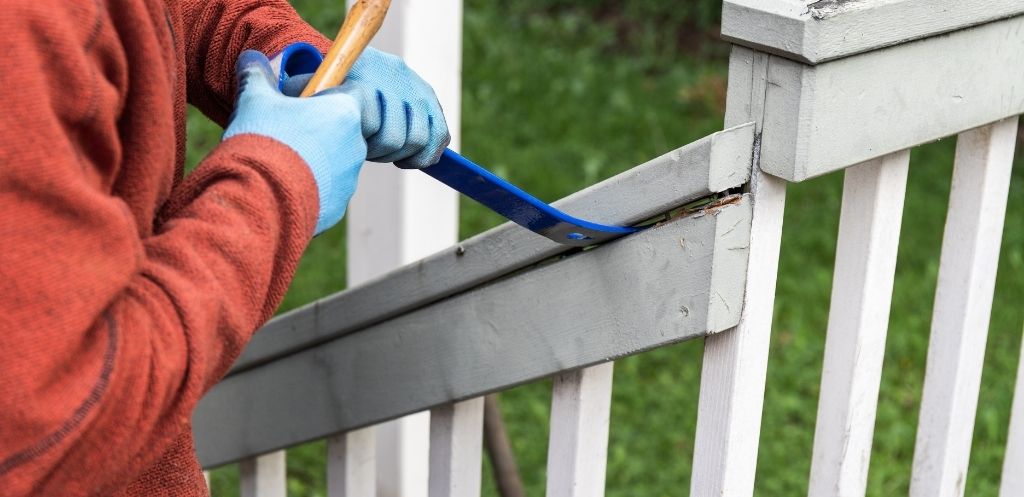 Demolishing wood railing