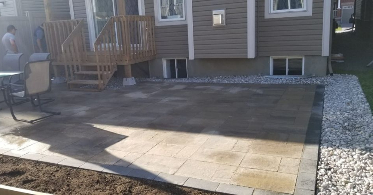 Interlocking Patio Ottawa ☑️ Patio Interlock Experts